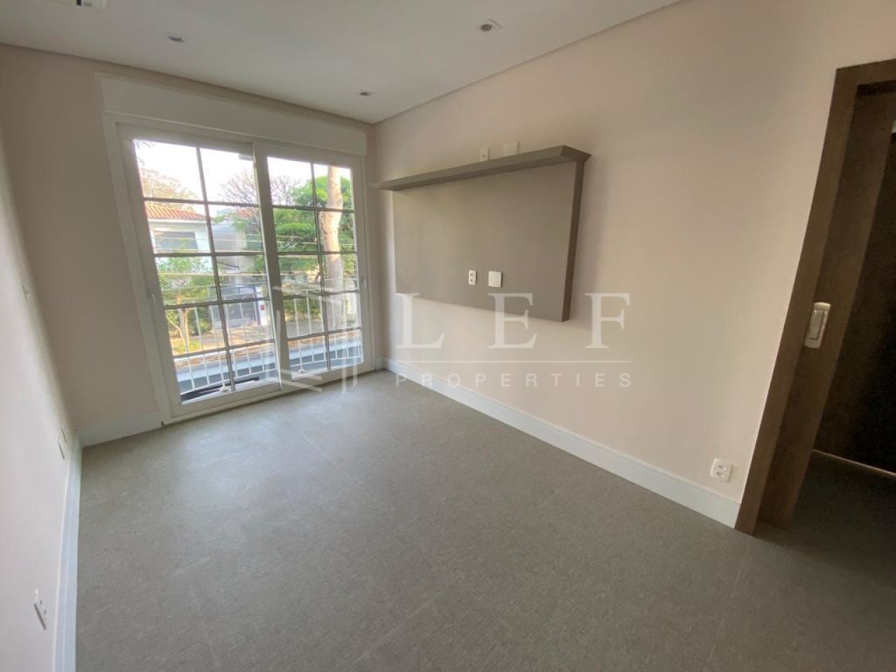 Lef Properties
