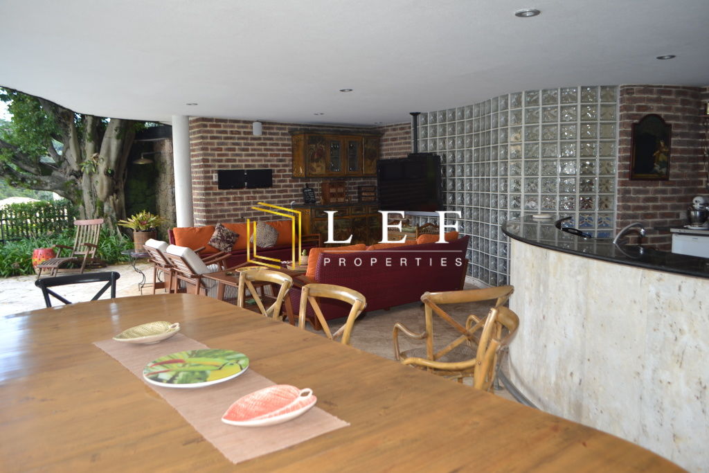 Lef Properties