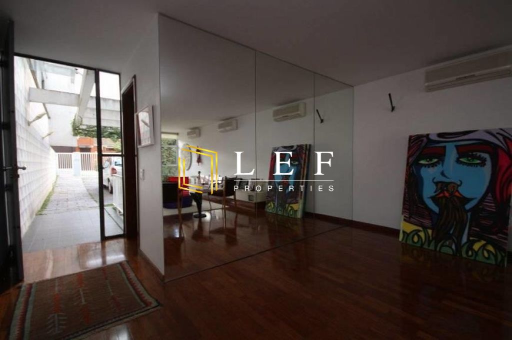 Lef Properties
