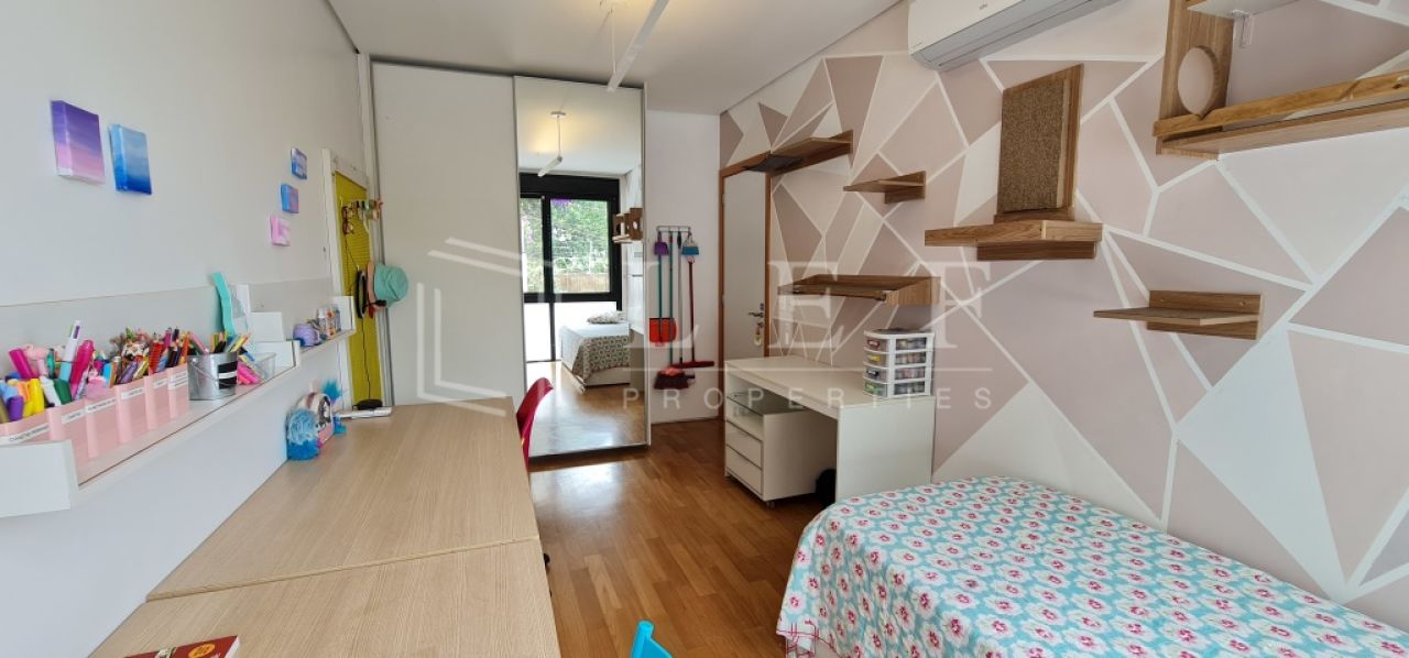 Lef Properties