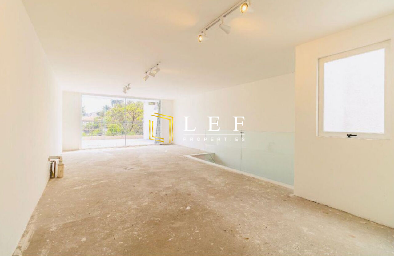 Lef Properties