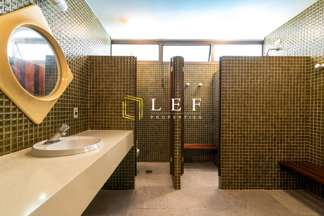 Lef Properties