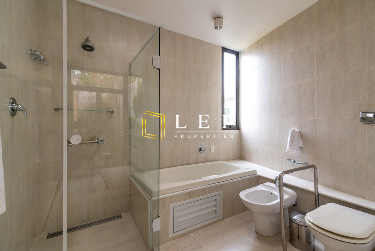 Lef Properties