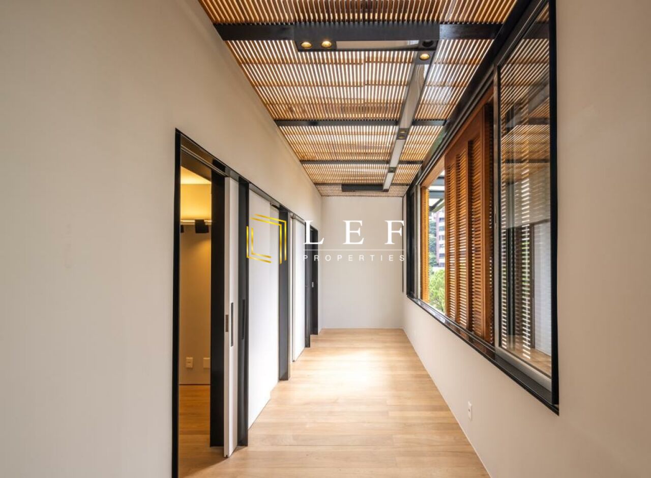 Lef Properties