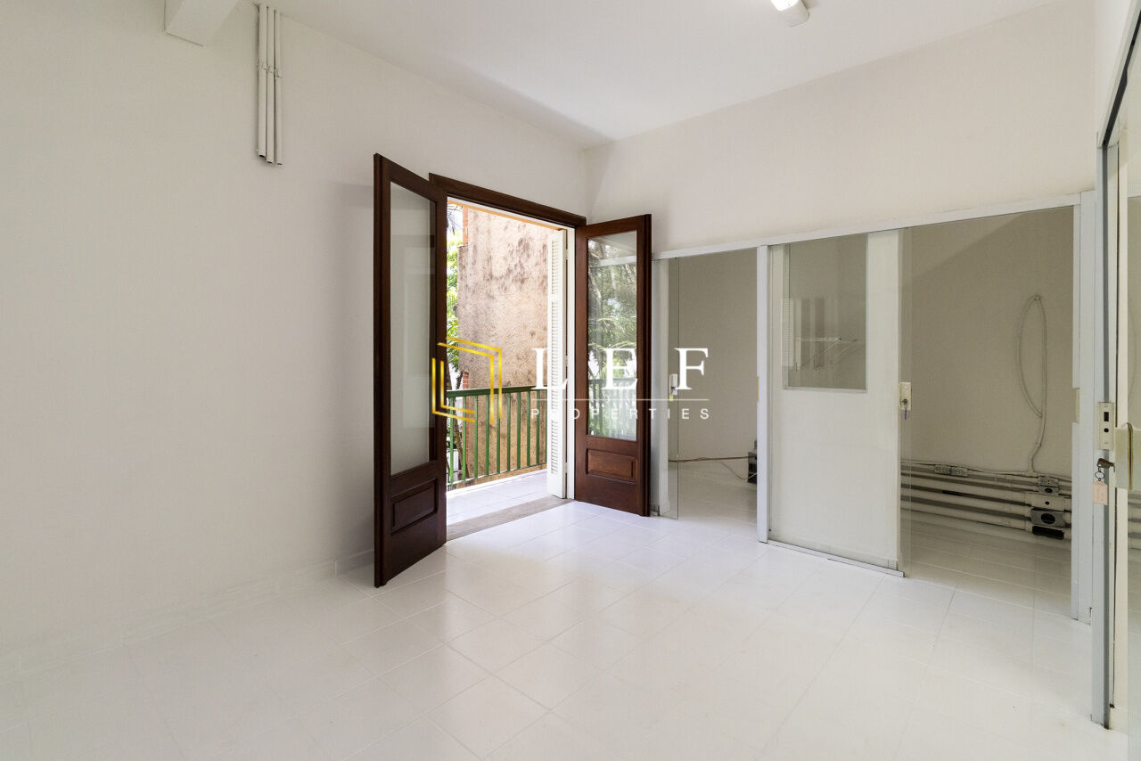 Lef Properties