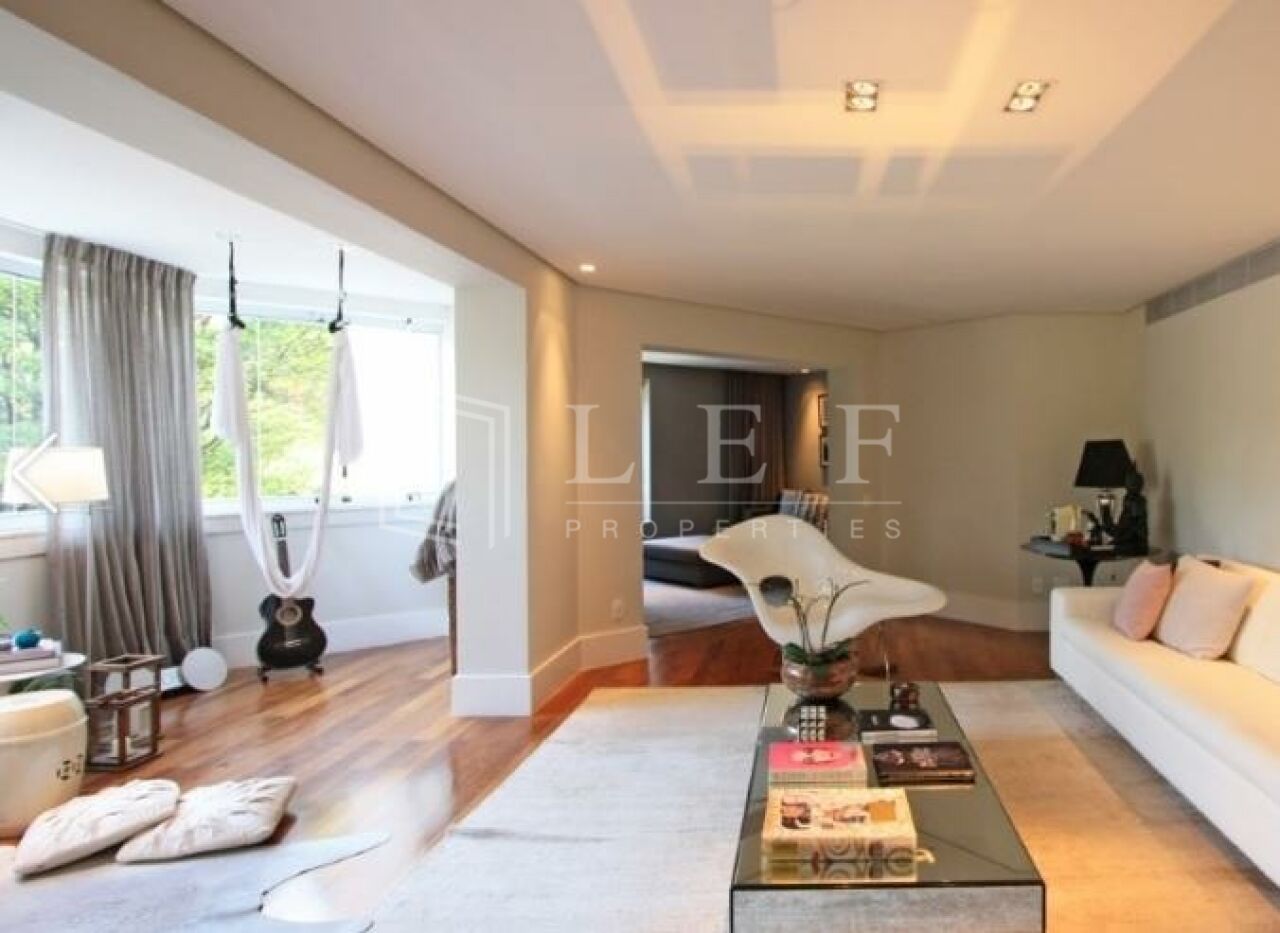 Lef Properties