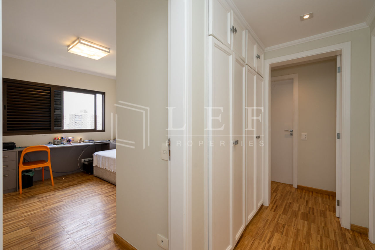 Lef Properties