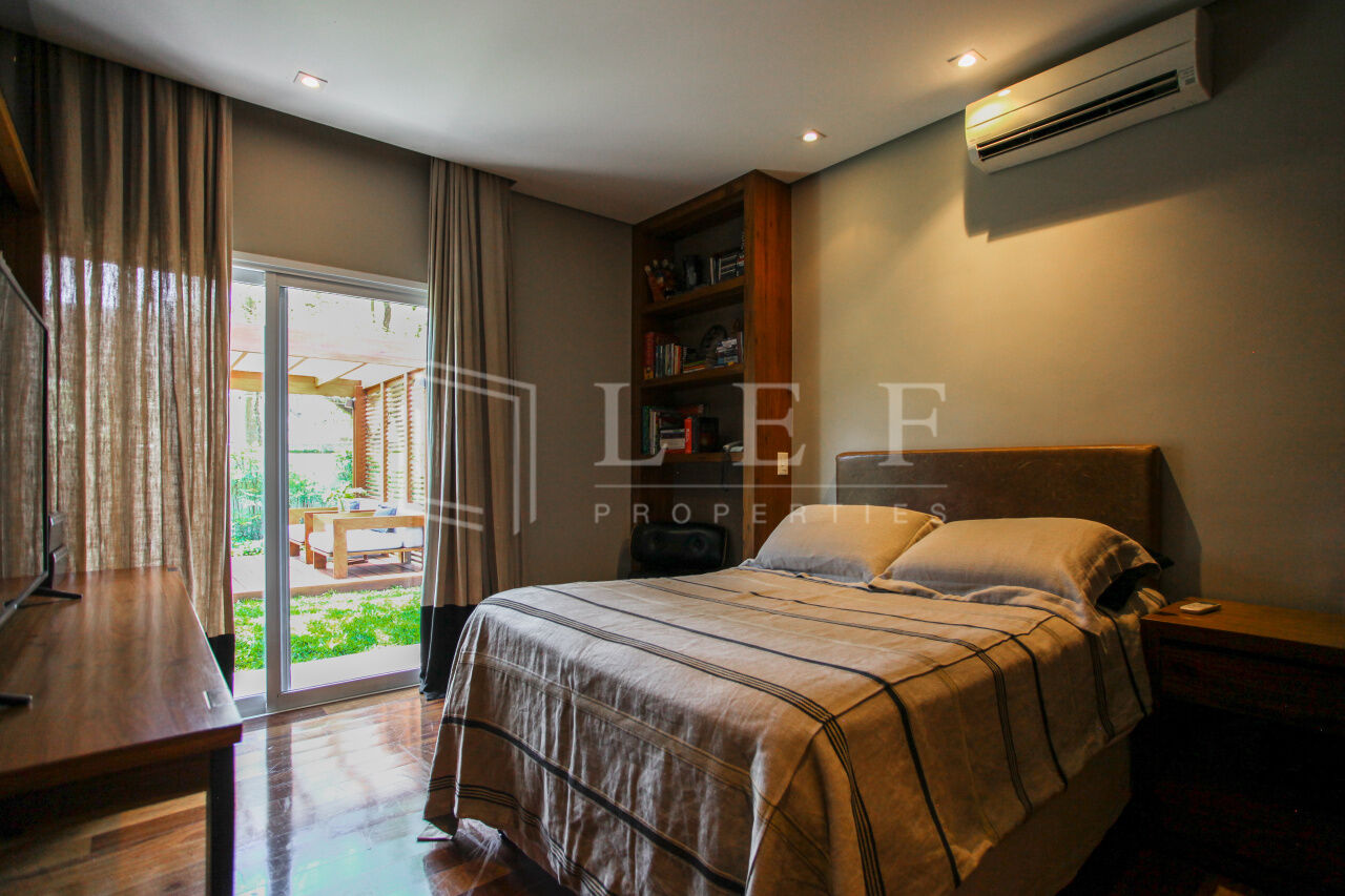 Lef Properties
