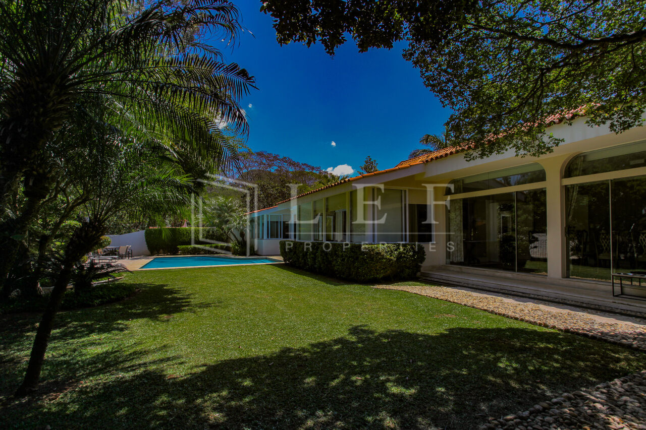 Lef Properties