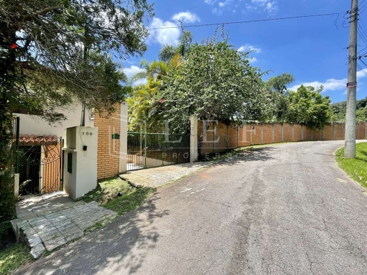 Lef Properties