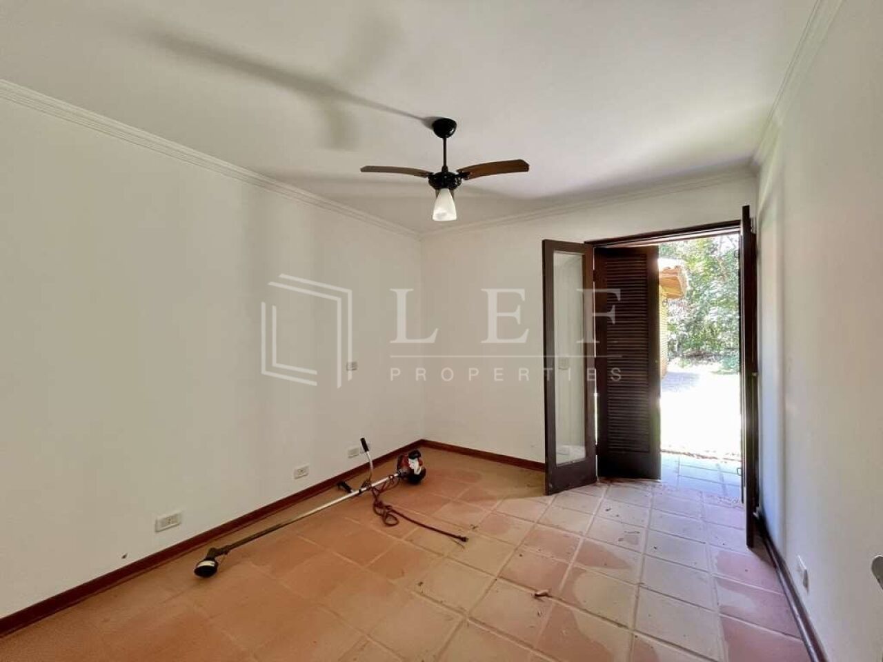 Lef Properties