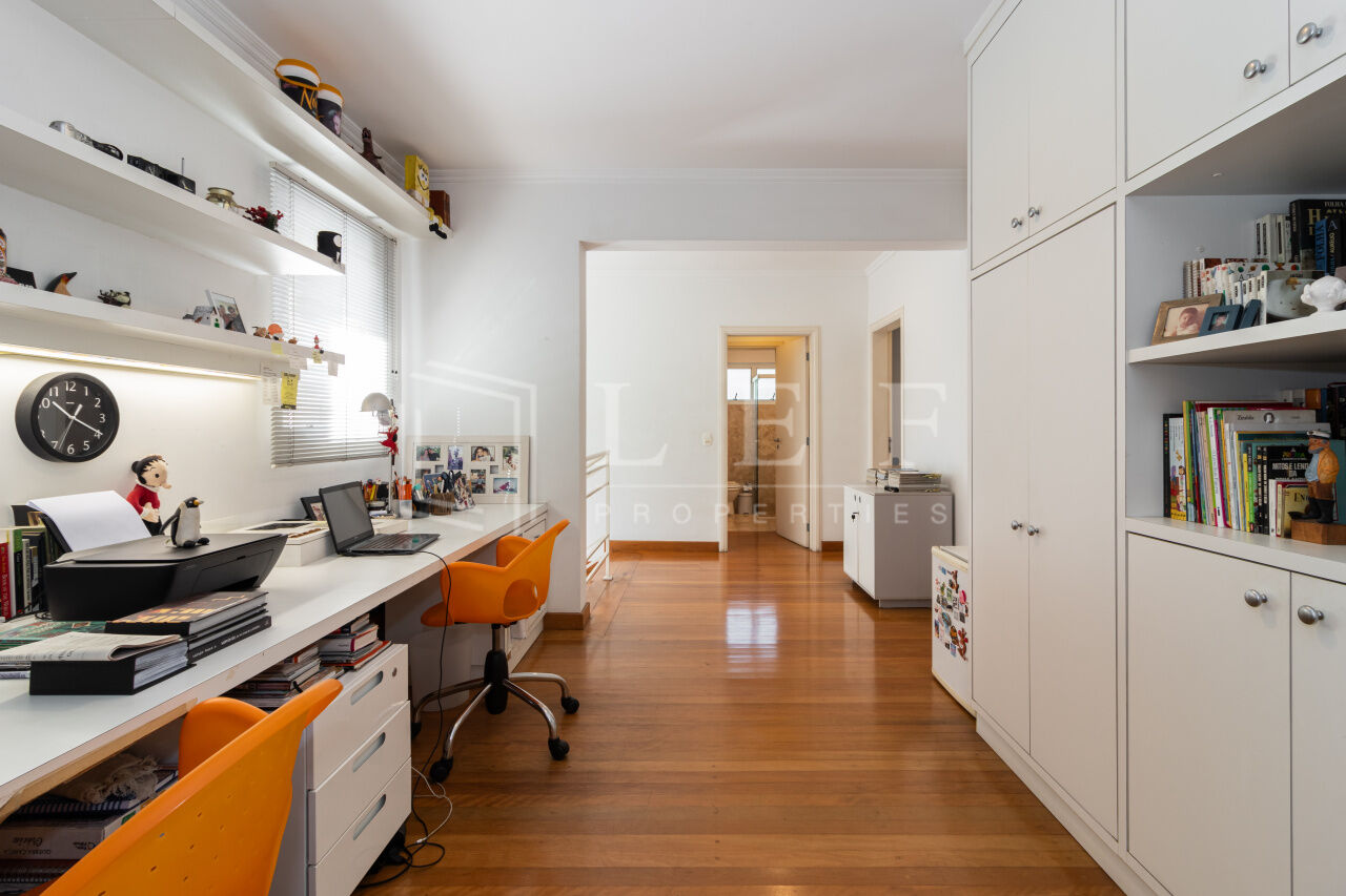 Lef Properties