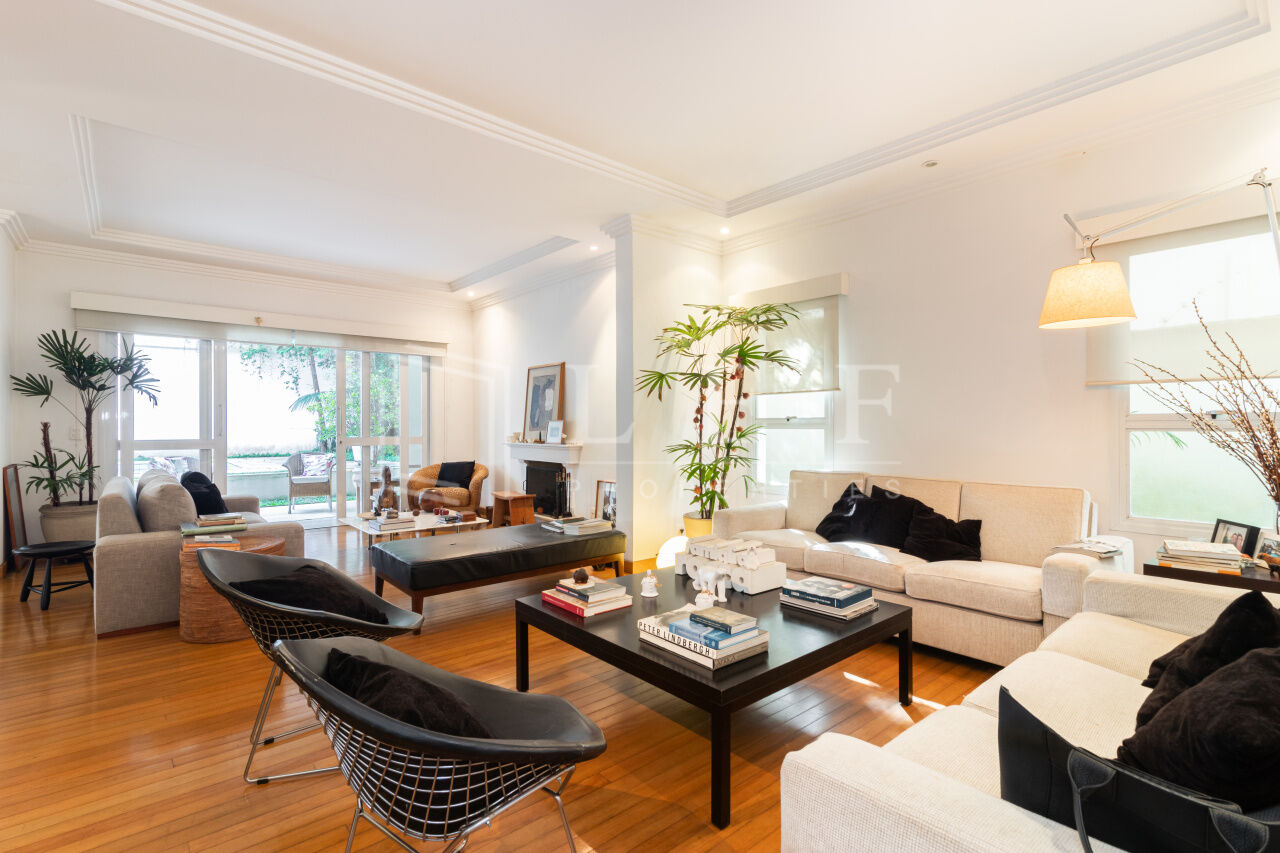 Lef Properties