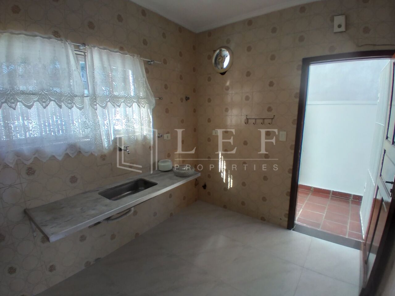 Lef Properties