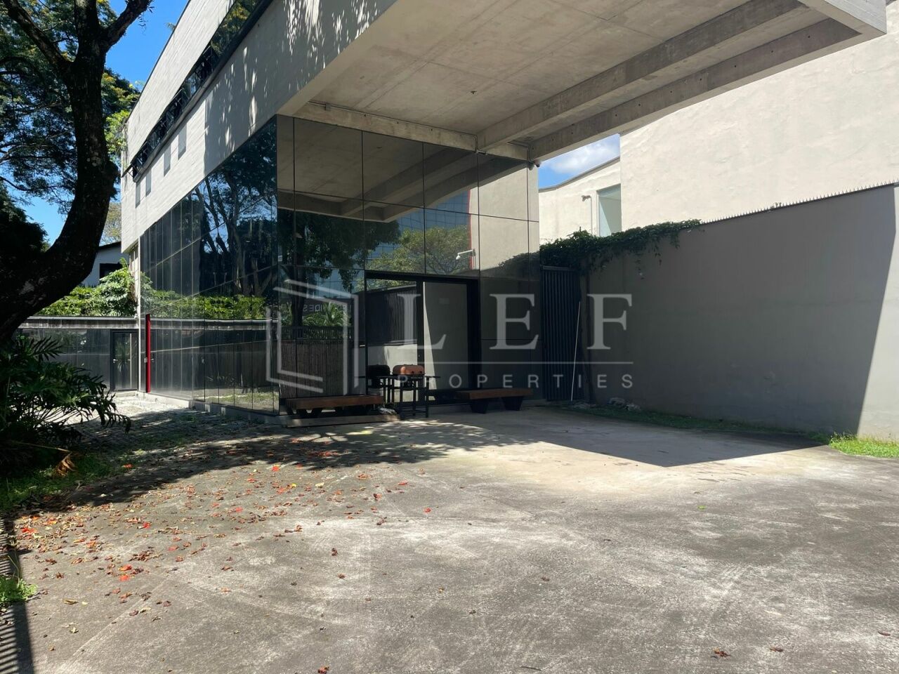 Lef Properties