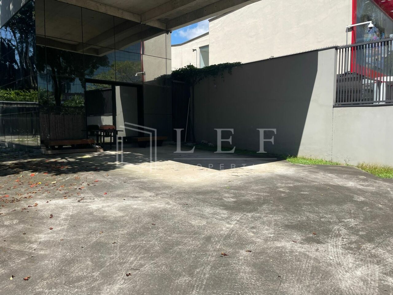 Lef Properties