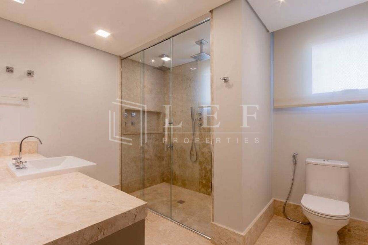 Lef Properties