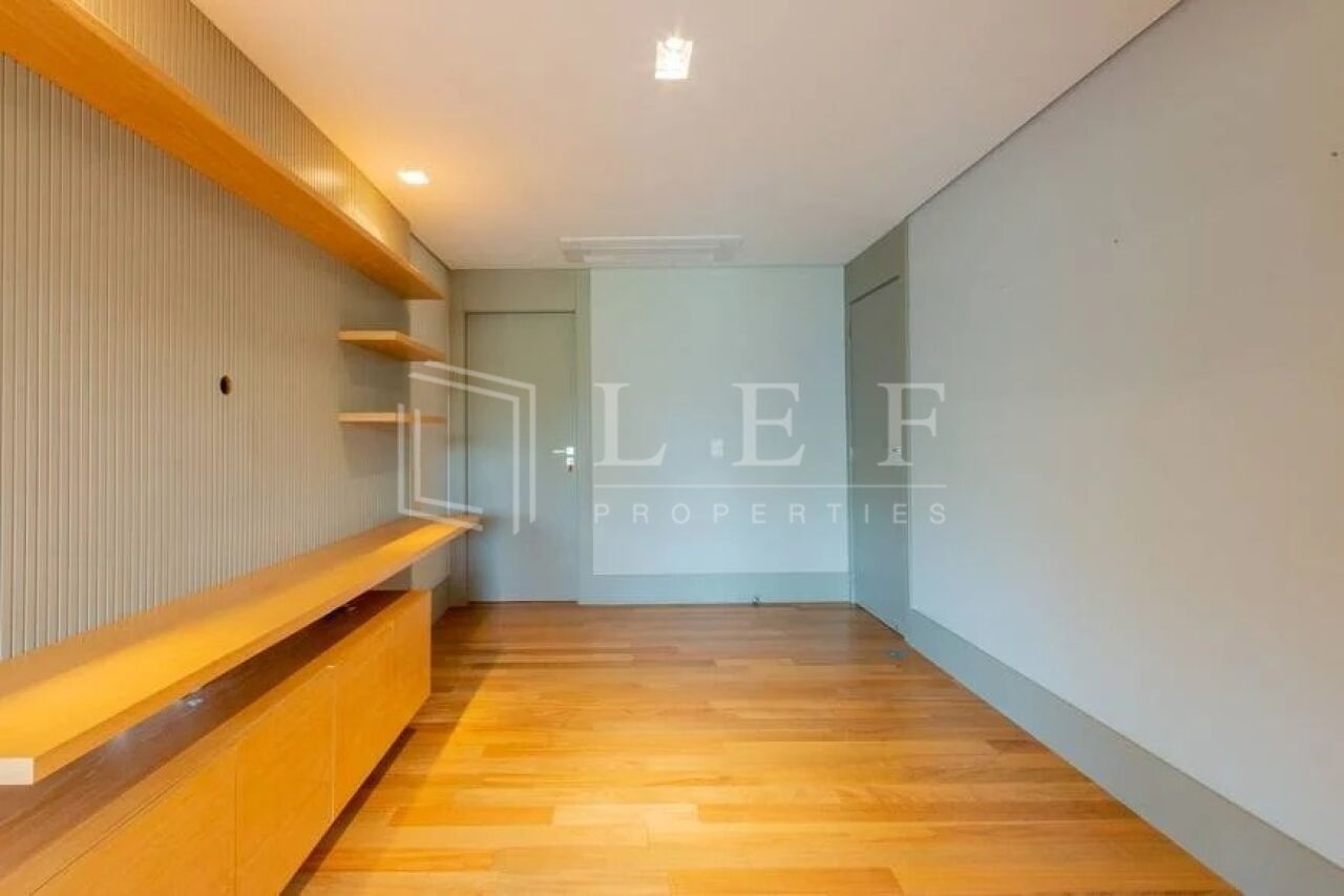 Lef Properties