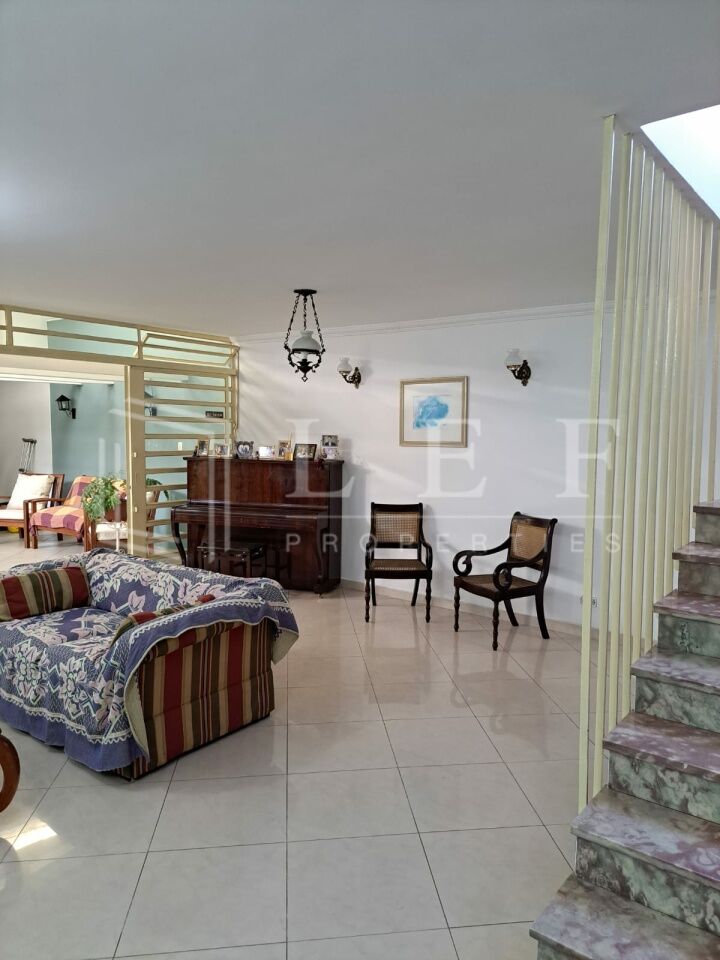 Lef Properties