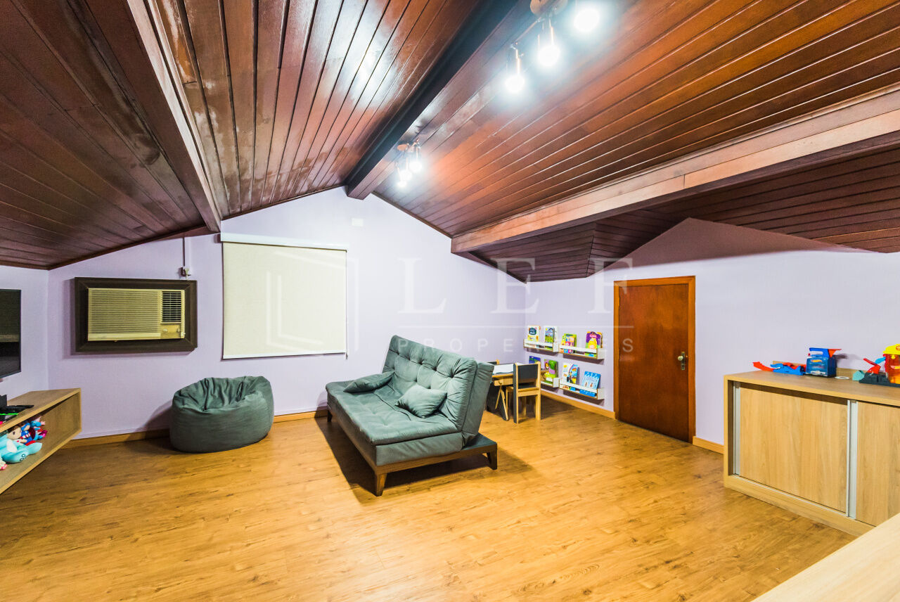 Lef Properties