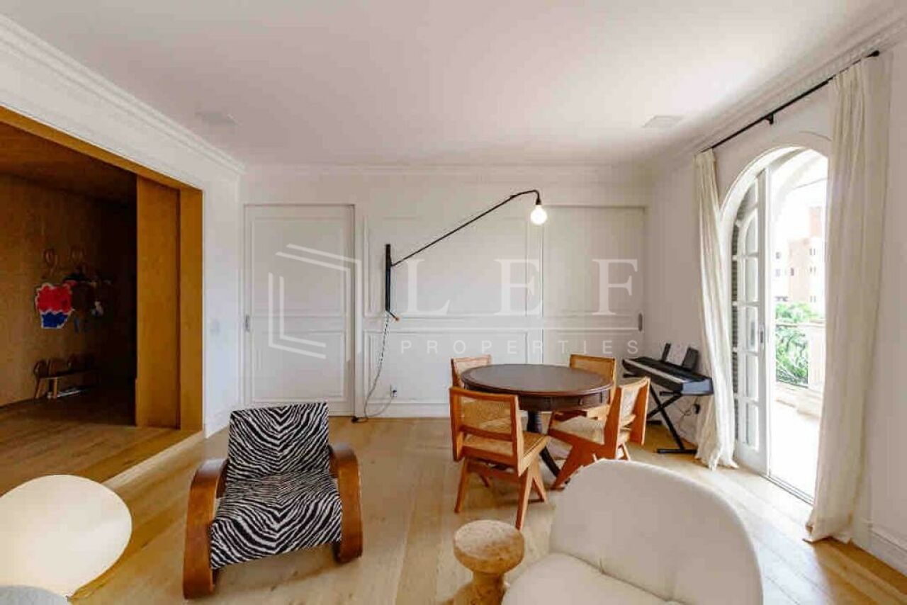 Lef Properties
