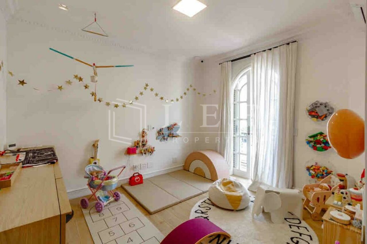 Lef Properties