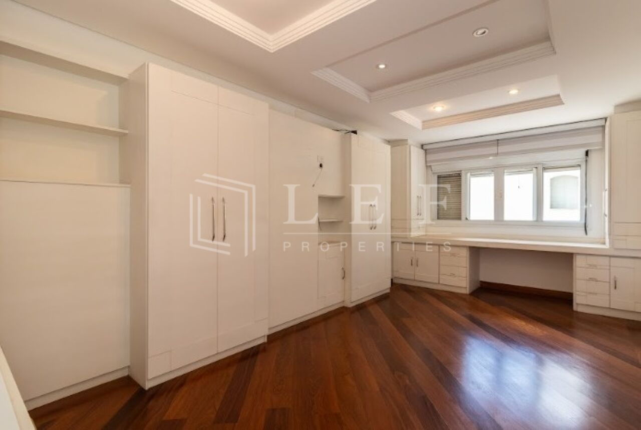 Lef Properties
