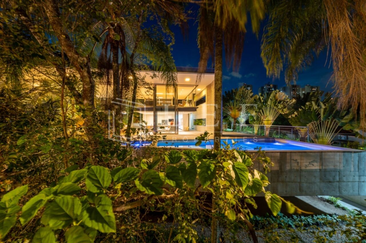 Lef Properties