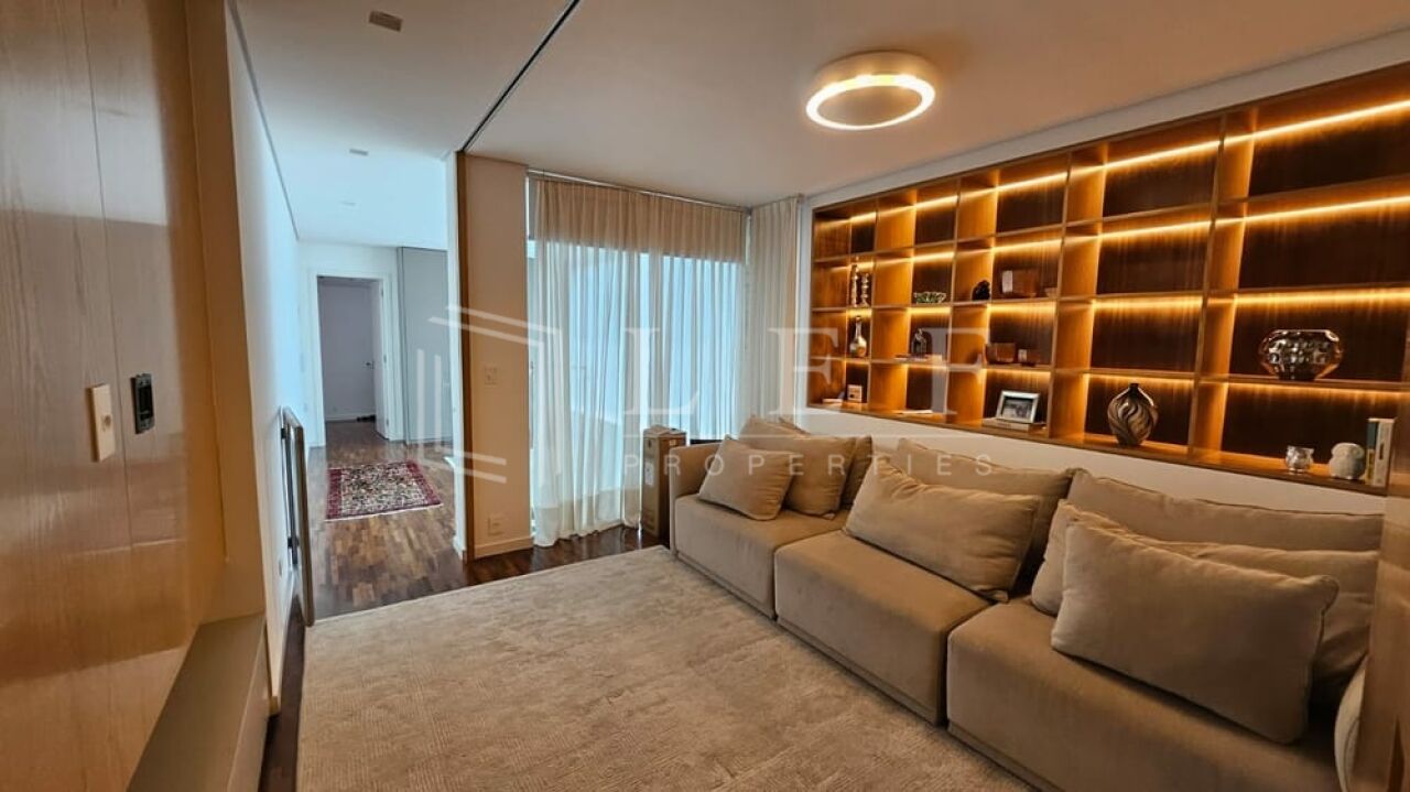 Lef Properties