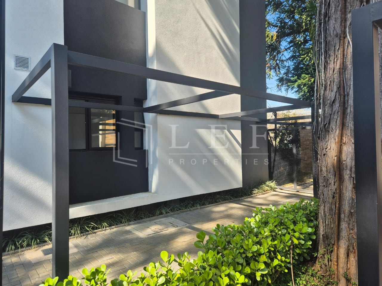 Lef Properties