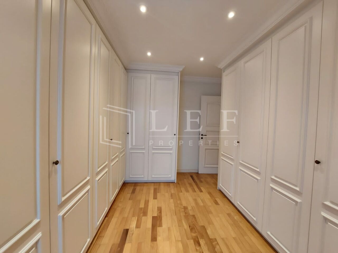 Lef Properties
