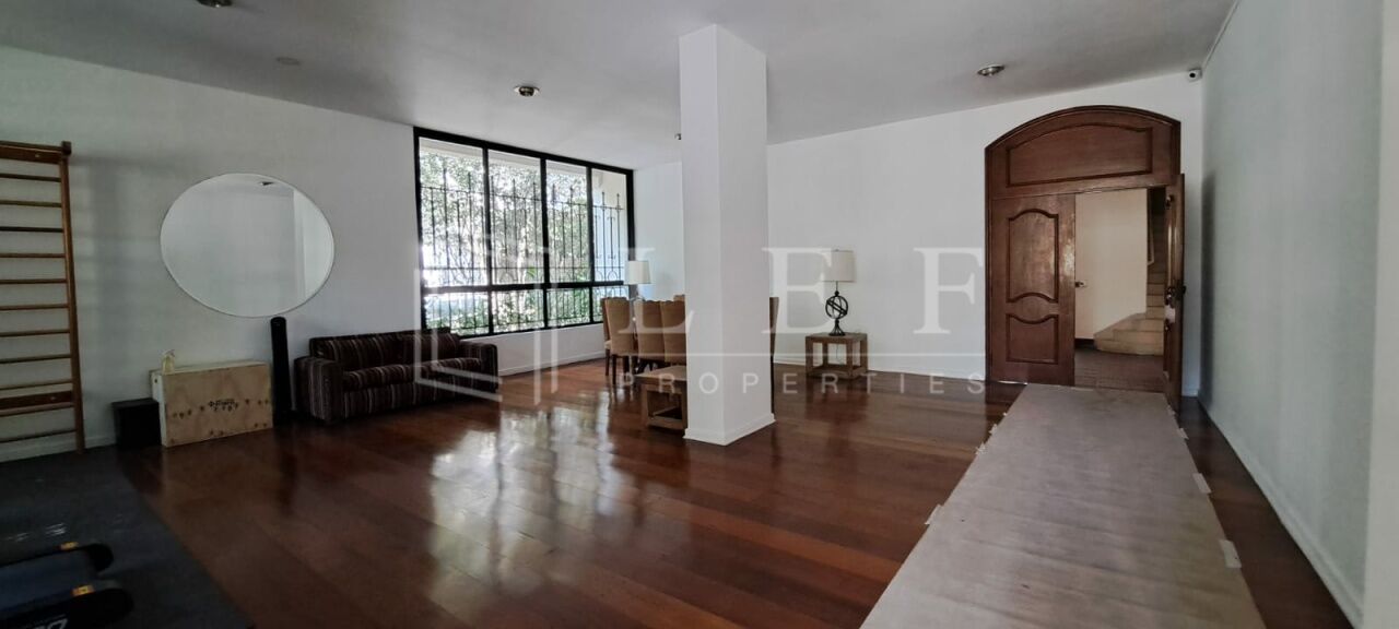 Lef Properties
