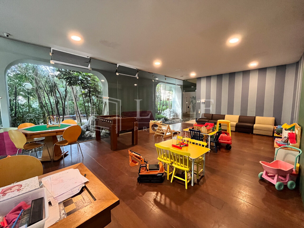 Lef Properties