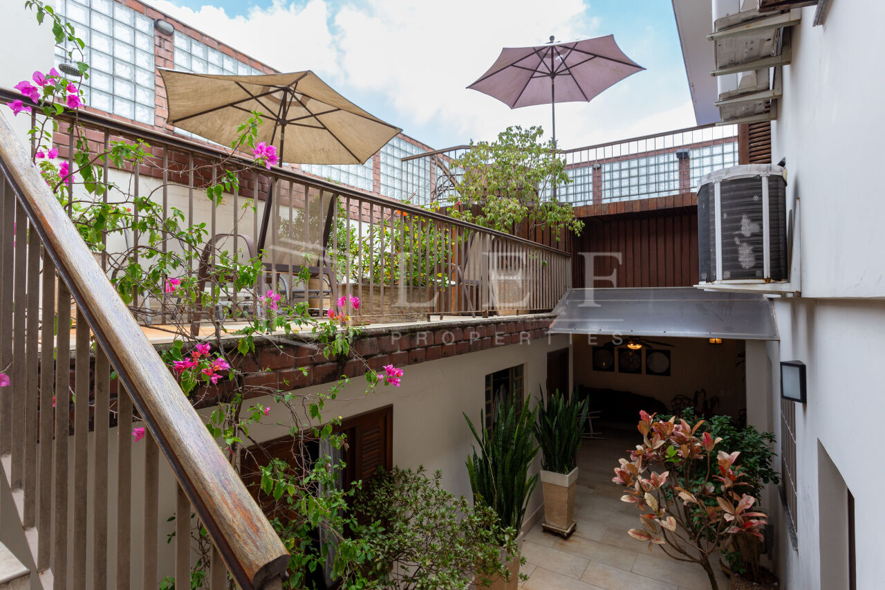 Lef Properties