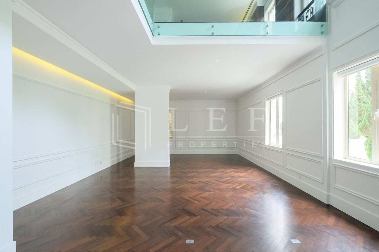 Lef Properties