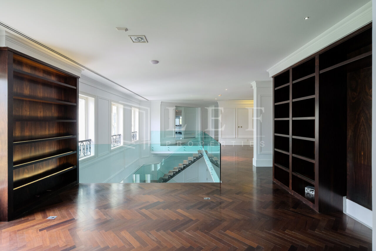 Lef Properties