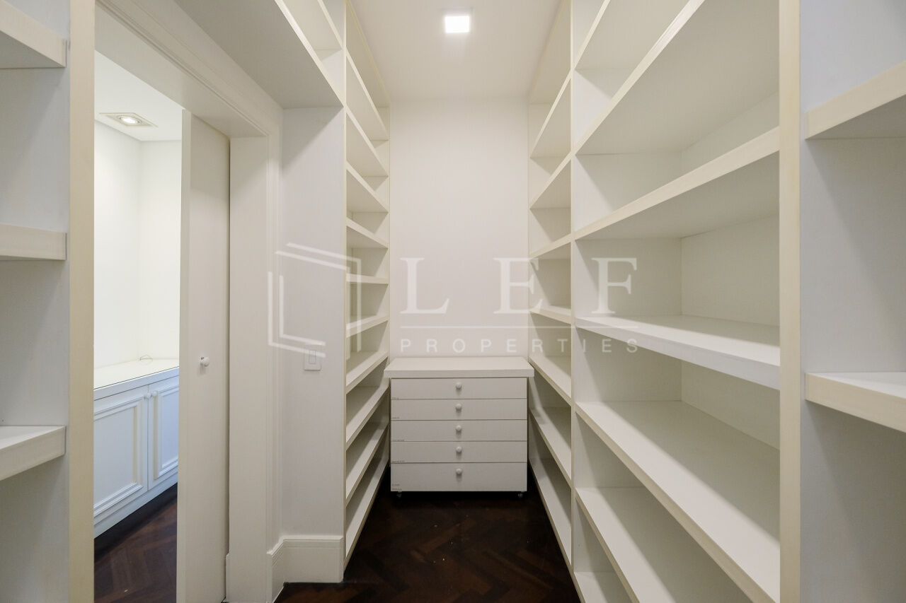 Lef Properties