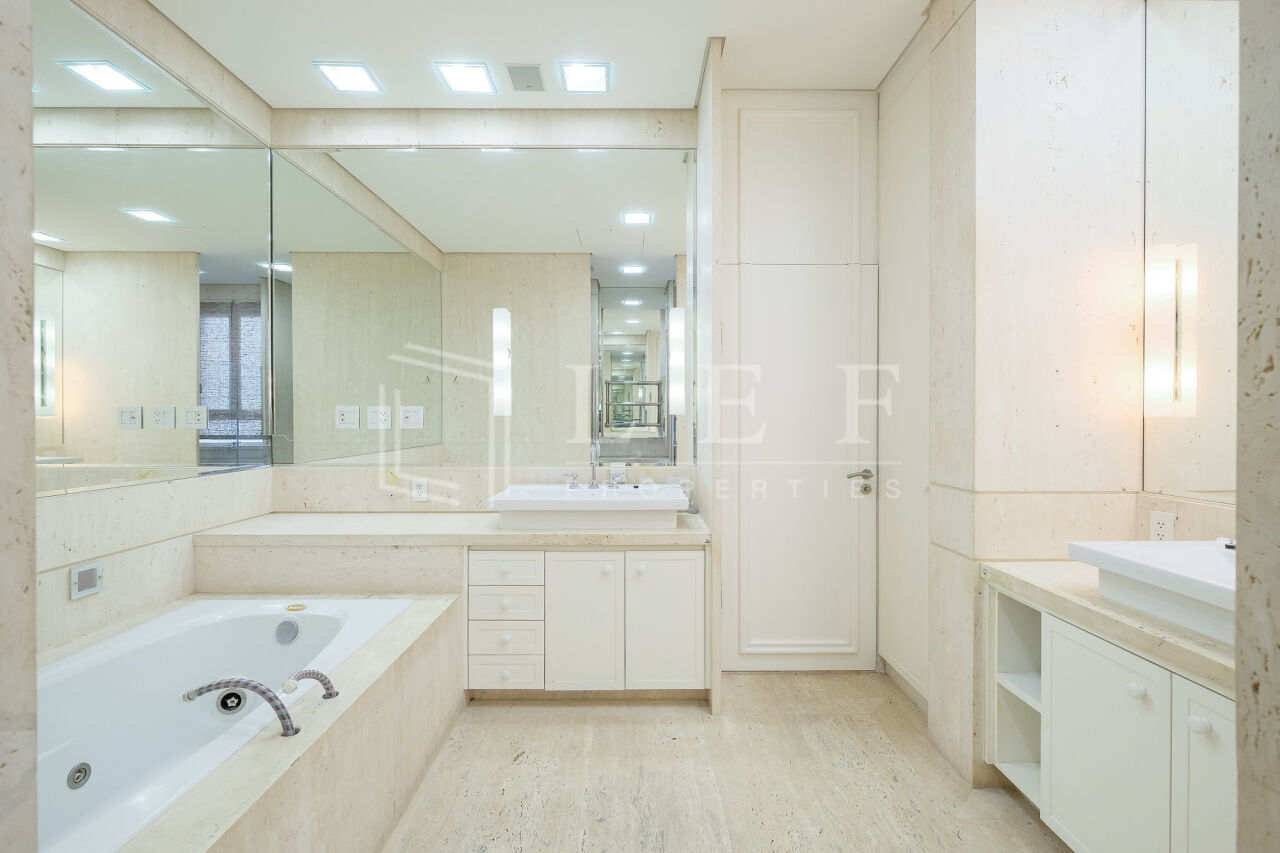 Lef Properties
