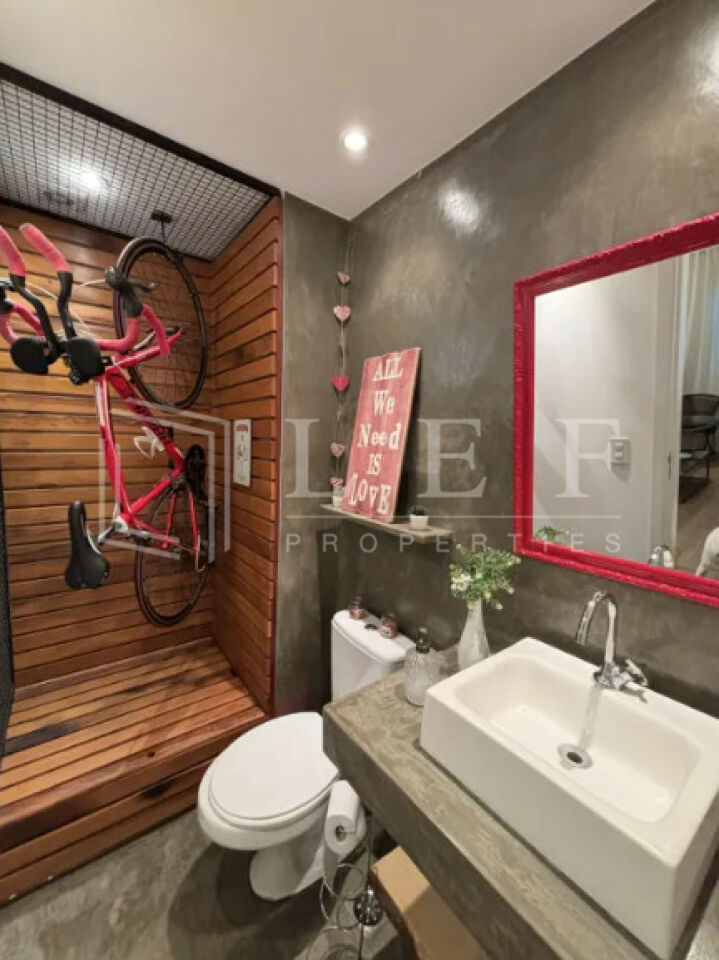 Lef Properties
