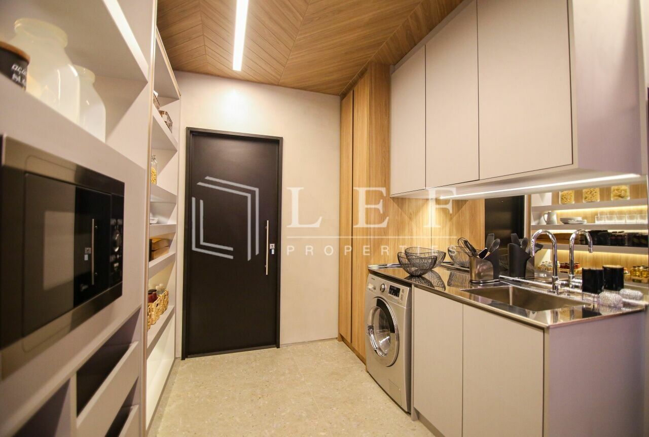 Lef Properties