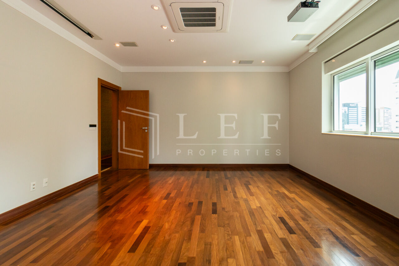 Lef Properties