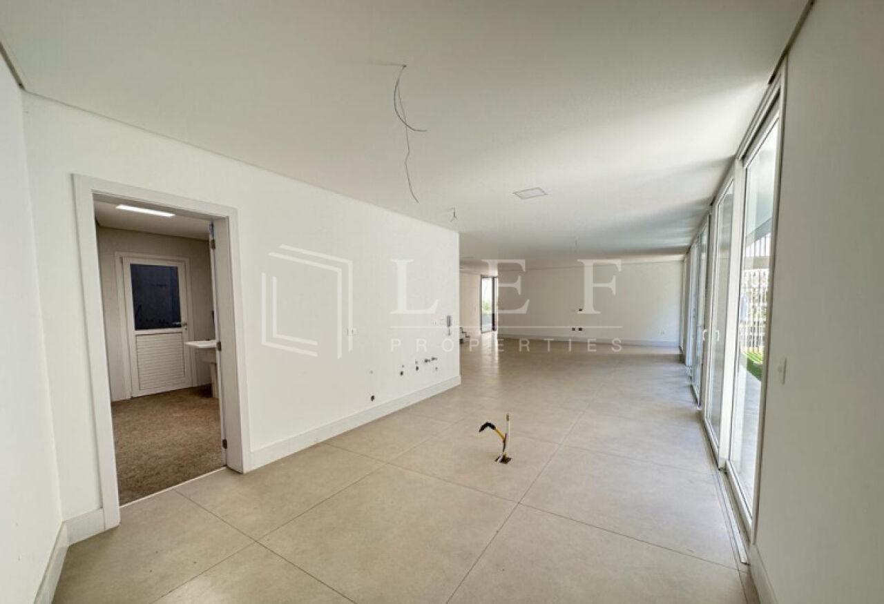 Lef Properties