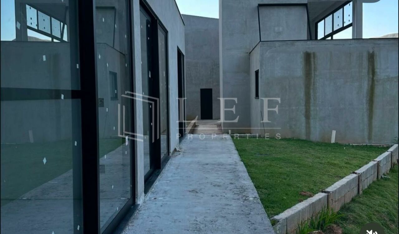 Lef Properties