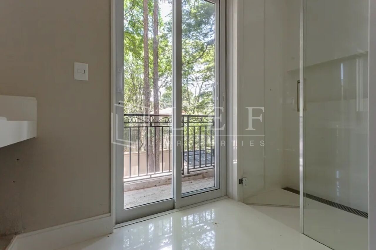 Lef Properties