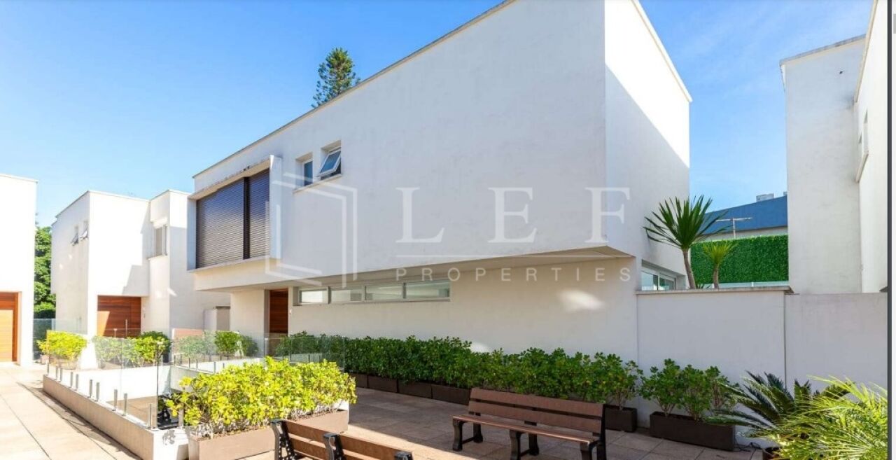 Lef Properties