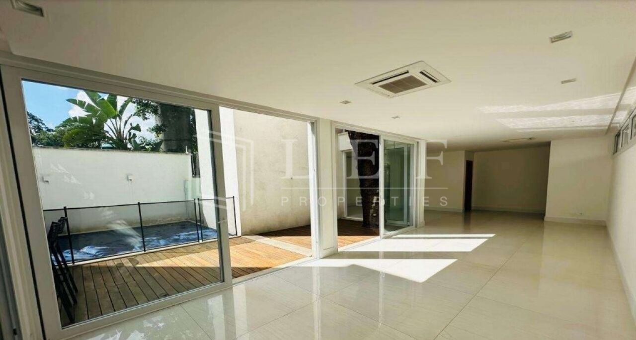 Lef Properties