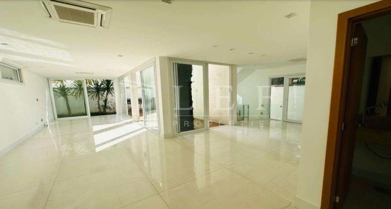 Lef Properties