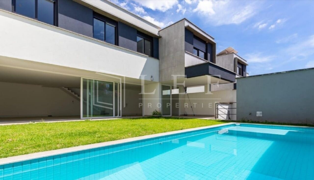 Lef Properties