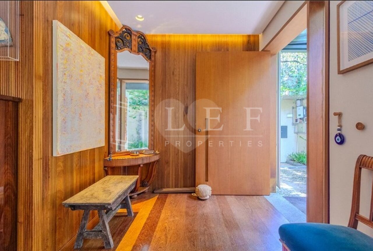 Lef Properties