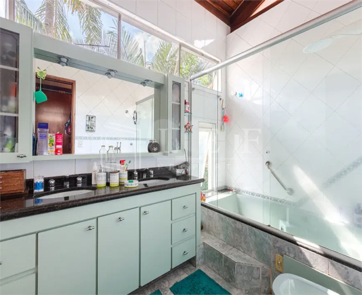Lef Properties